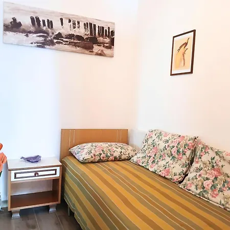 Cn039 - Cesenatico, Trilocale Con Giardino E Posto Auto